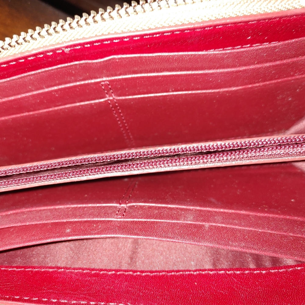 Coach Wallet - Picture 3 of 4